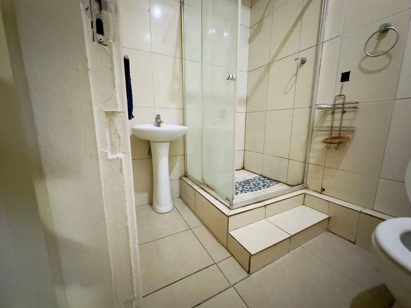 Apartment For Sale In Durban - Photo 1