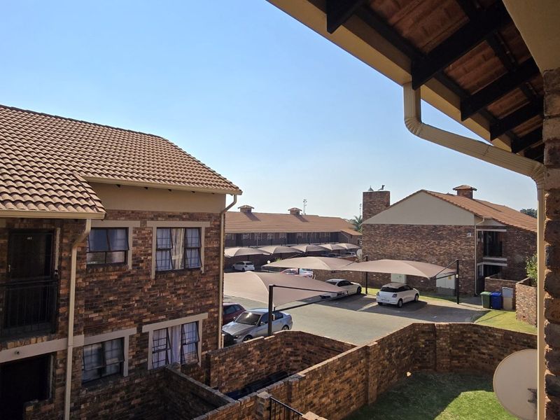 Apartment For Sale In Pretoria - Photo 6