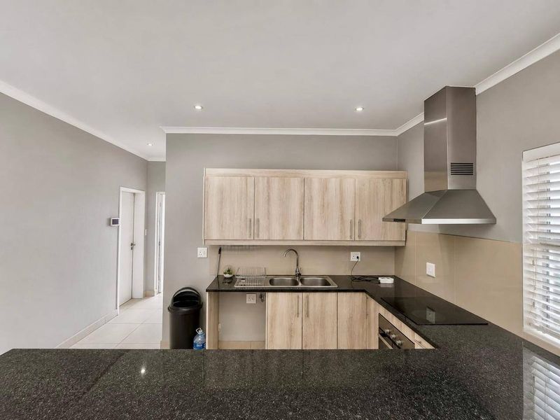 House Rental Monthly In Blouberg - Photo 6