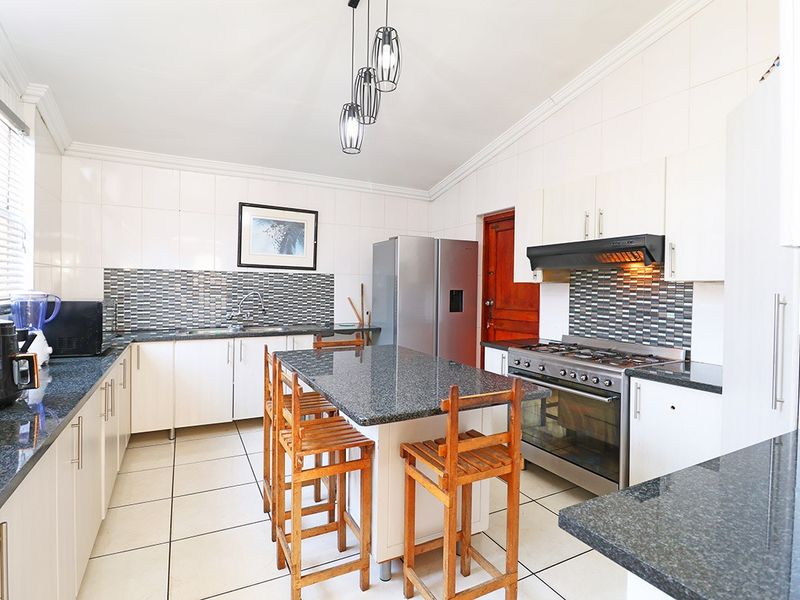 House For Sale In Johannesburg - Photo 5