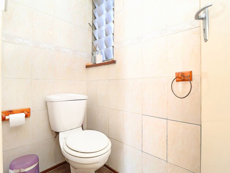 House For Sale In Johannesburg - Photo 7