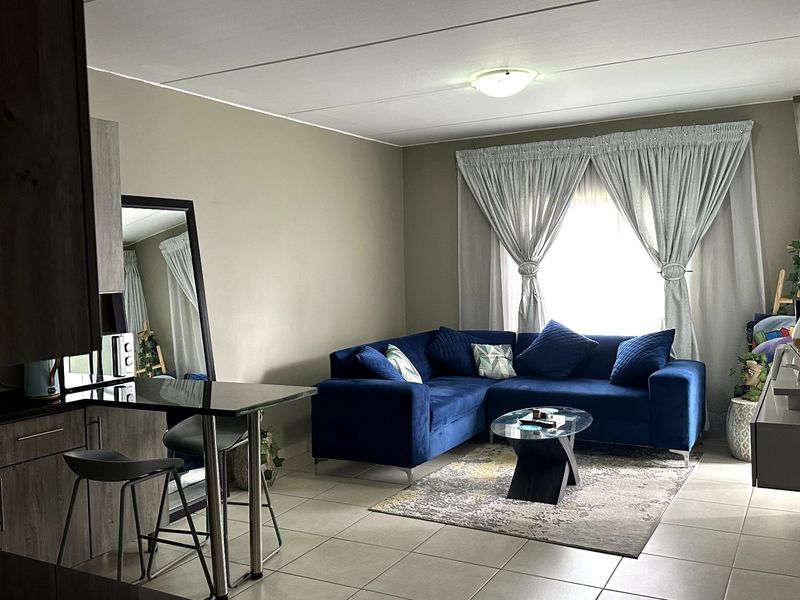 Apartment For Sale In Midrand - Photo 5