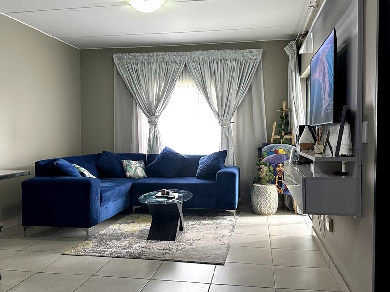 Apartment For Sale In Midrand - Photo 6