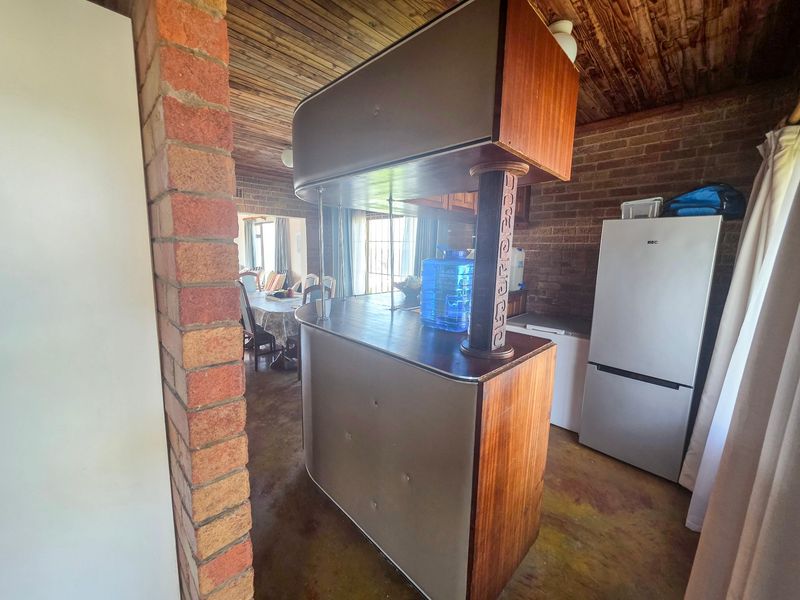 House For Sale In Port Edward - Photo 5