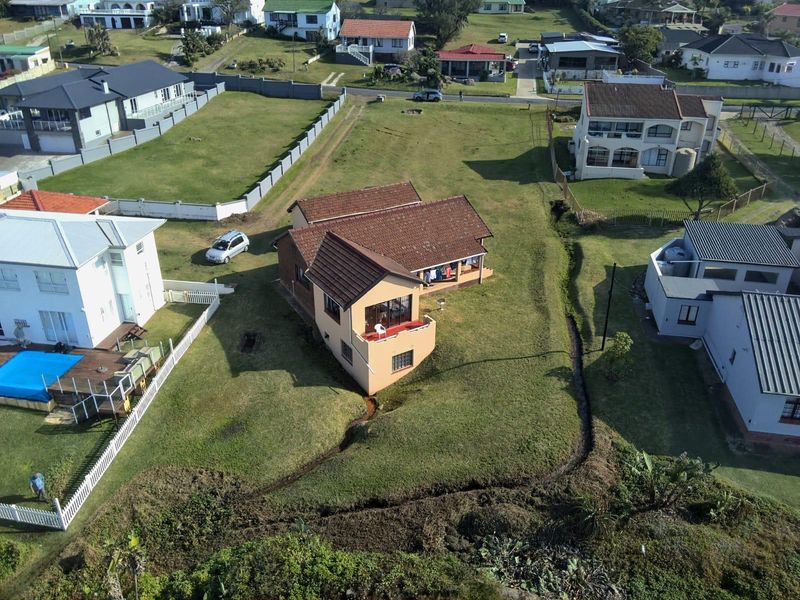 House For Sale In Port Edward - Photo 2