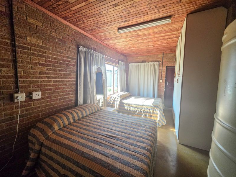 House For Sale In Port Edward - Photo 10