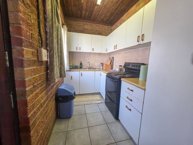House For Sale In Port Edward - Photo 6