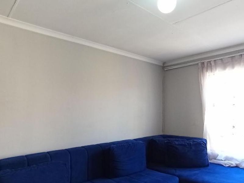 House For Sale In Roodepoort - Photo 3