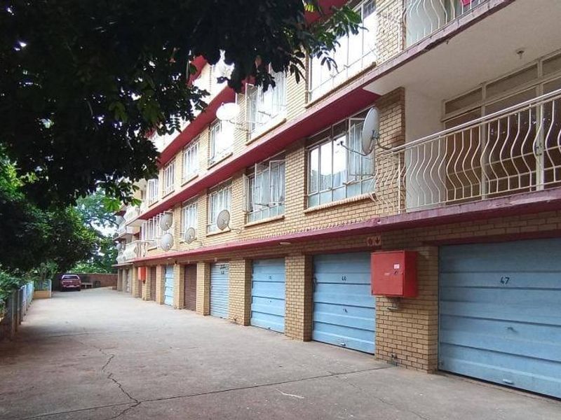 Apartment For Sale In Pretoria - Photo 1