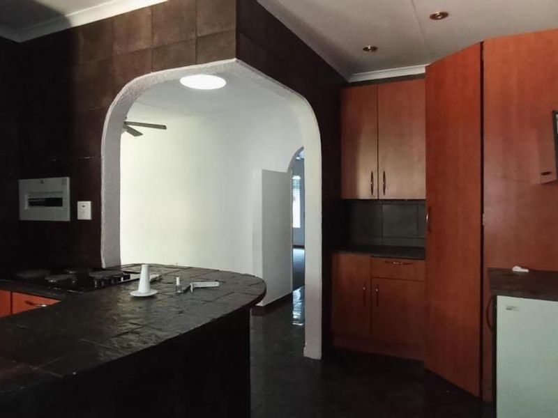 House For Sale In Pretoria - Photo 3