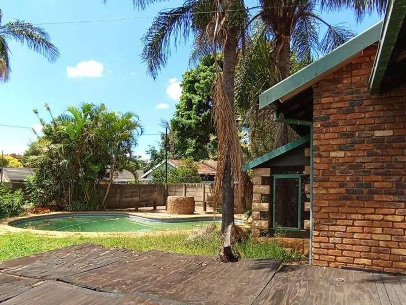 House For Sale In Pretoria - Photo 1