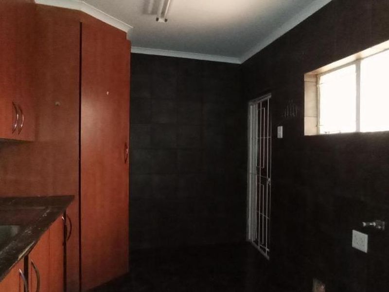 House For Sale In Pretoria - Photo 5