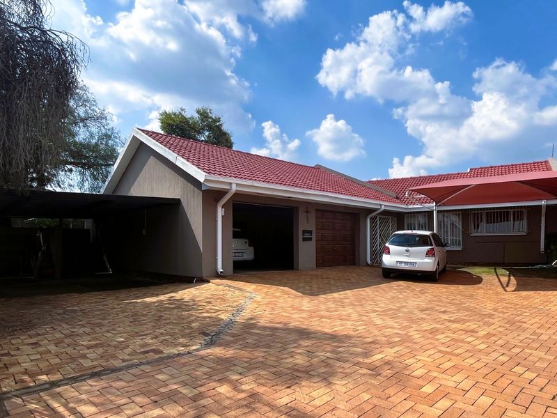 House For Sale In Alberton - Photo 1