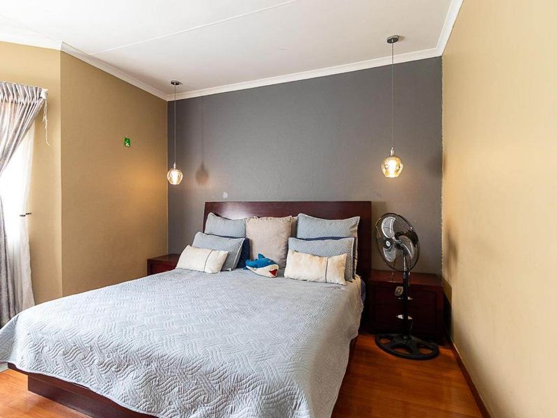 Townhouse For Sale In Alberton - Photo 9
