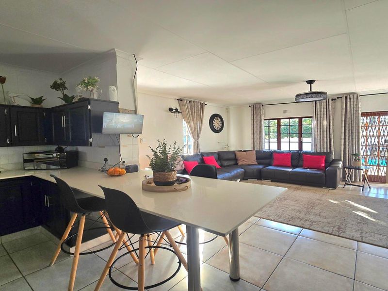 House For Sale In Middelburg - Photo 4