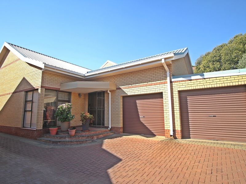Commercial For Sale In Bloemfontein - Photo 1