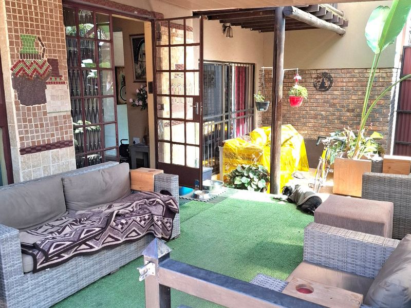House For Sale In Centurion - Photo 6