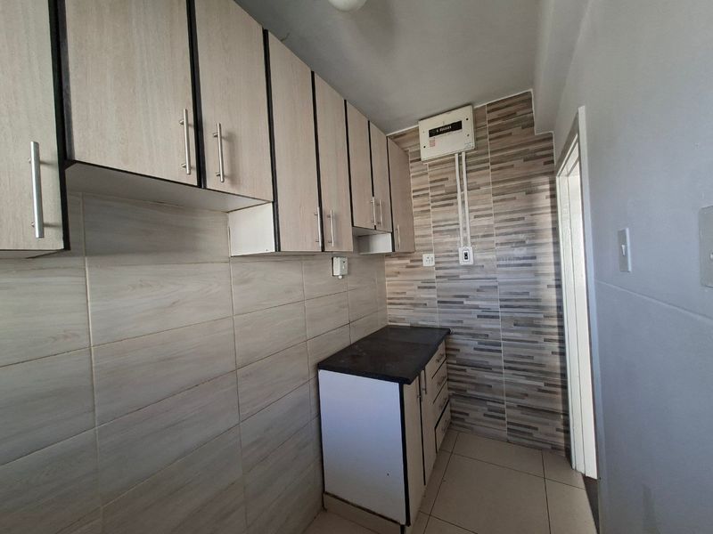 Apartment For Sale In Durban - Photo 3