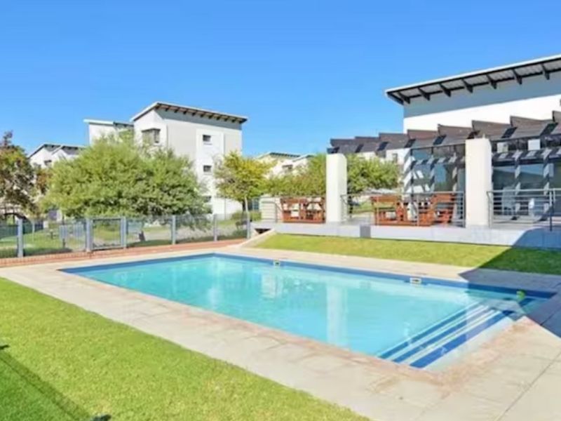 Apartment Rental Monthly In Sandton - Photo 1