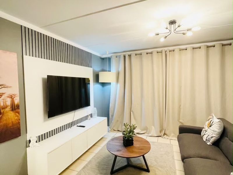 Apartment Rental Monthly In Sandton - Photo 6