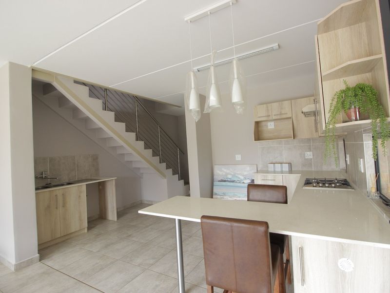 Townhouse For Sale In Witbank - Photo 10