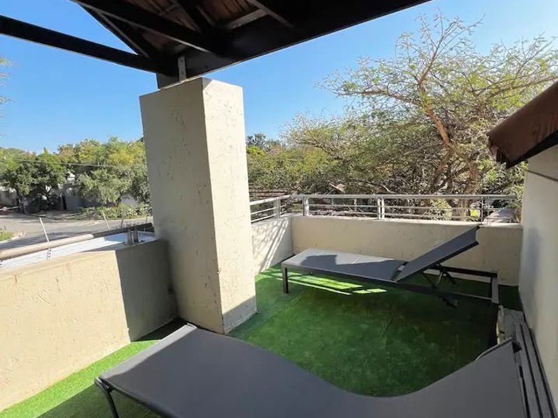 Apartment Rental Monthly In Sandton - Photo 10