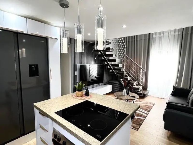 Apartment Rental Monthly In Sandton - Photo 1