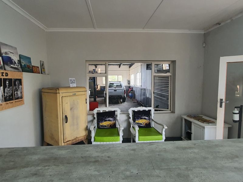 Commercial For Sale In Port Edward - Photo 6