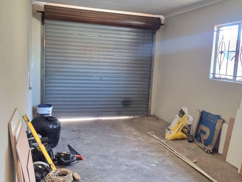 House For Sale In Germiston - Photo 9