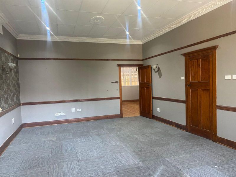 Townhouse Rental Monthly In Durban - Photo 7