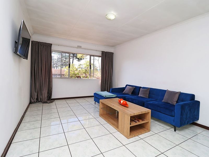 Townhouse For Sale In Sandton - Photo 7