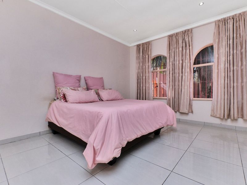 House For Sale In Randburg - Photo 7