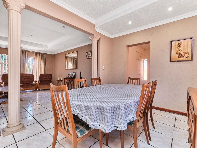 House For Sale In Randburg - Photo 6