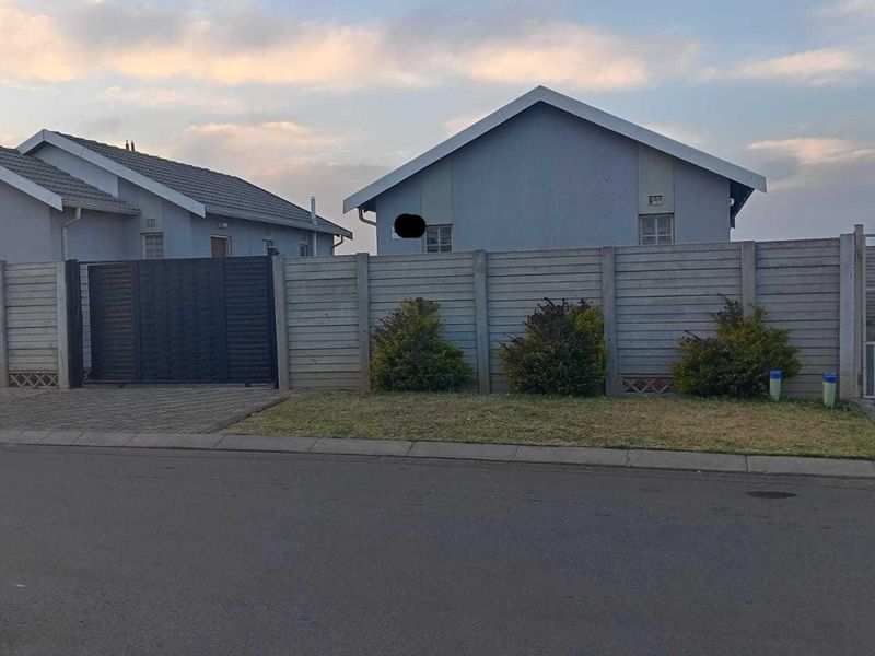 House For Sale In Alberton - Photo 1