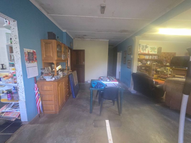 House For Sale In Port Edward - Photo 6