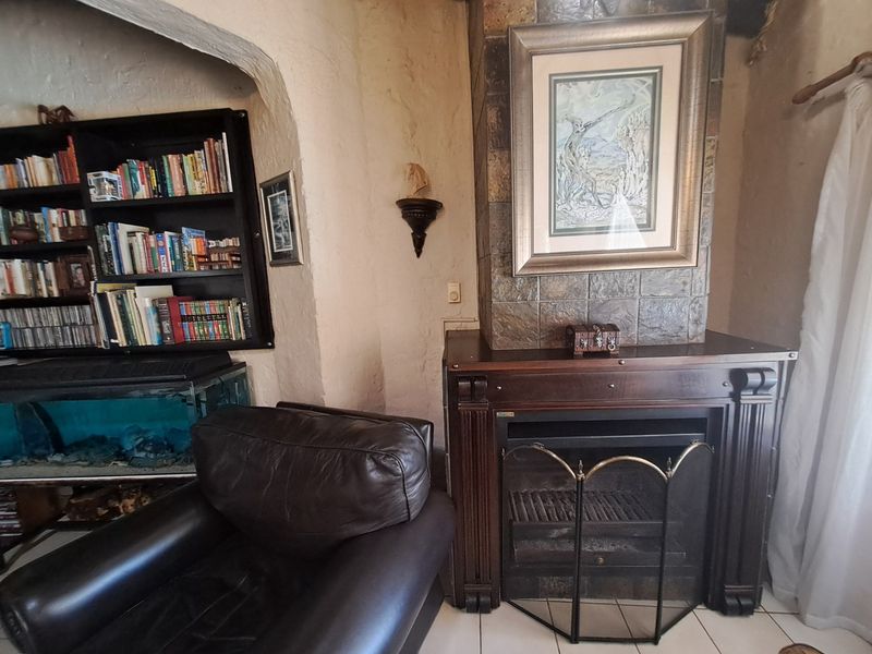 House For Sale In Polokwane - Photo 4