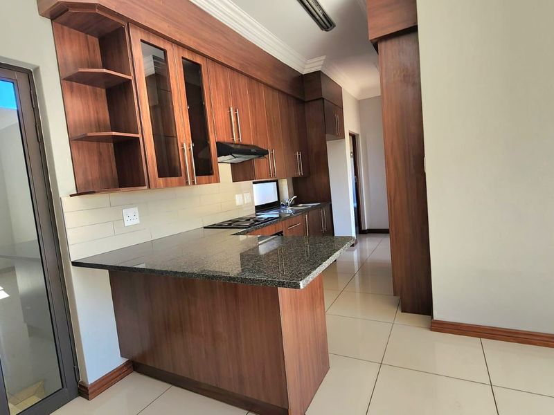 Apartment Rental Monthly In Centurion - Photo 3