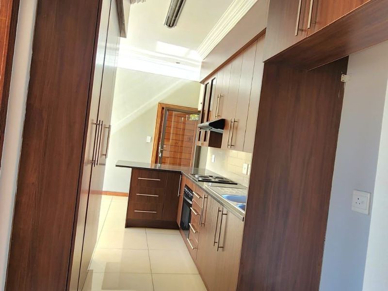 Apartment Rental Monthly In Centurion - Photo 7