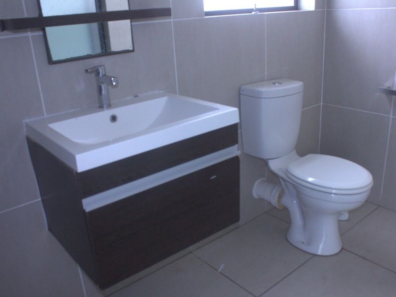 Apartment Rental Monthly In Edenvale - Photo 10