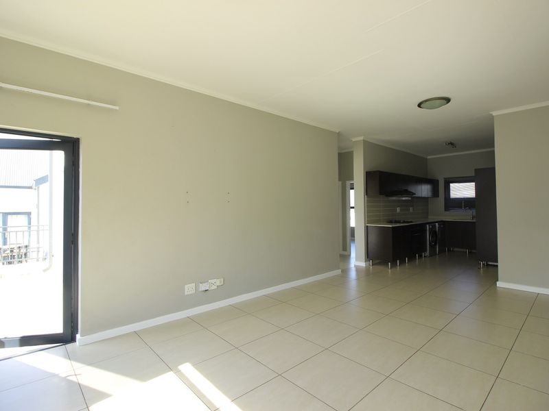 Apartment Rental Monthly In Edenvale - Photo 8