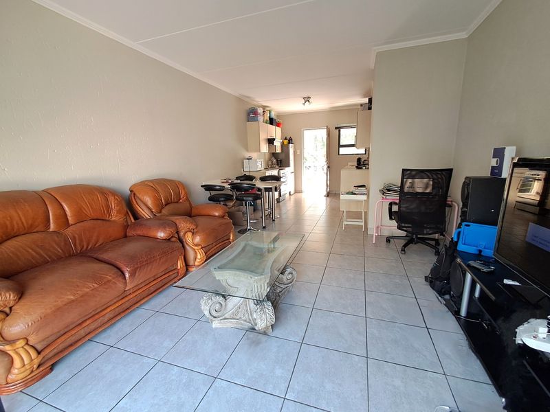 Apartment Rental Monthly In Sandton - Photo 4