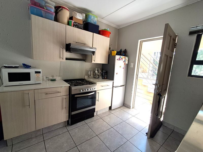Apartment Rental Monthly In Sandton - Photo 7