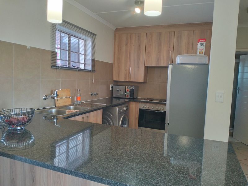 Apartment For Sale In Centurion - Photo 5