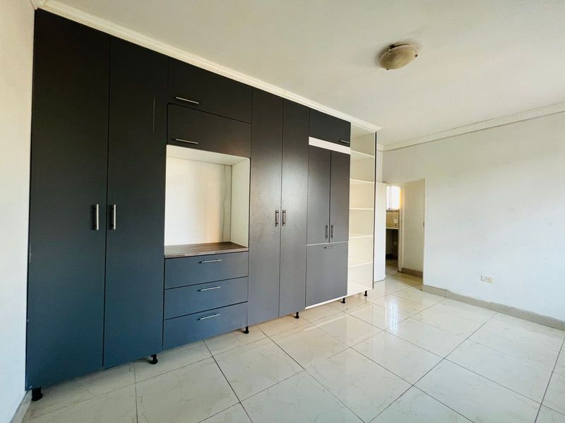 Apartment For Sale In Durban - Photo 1