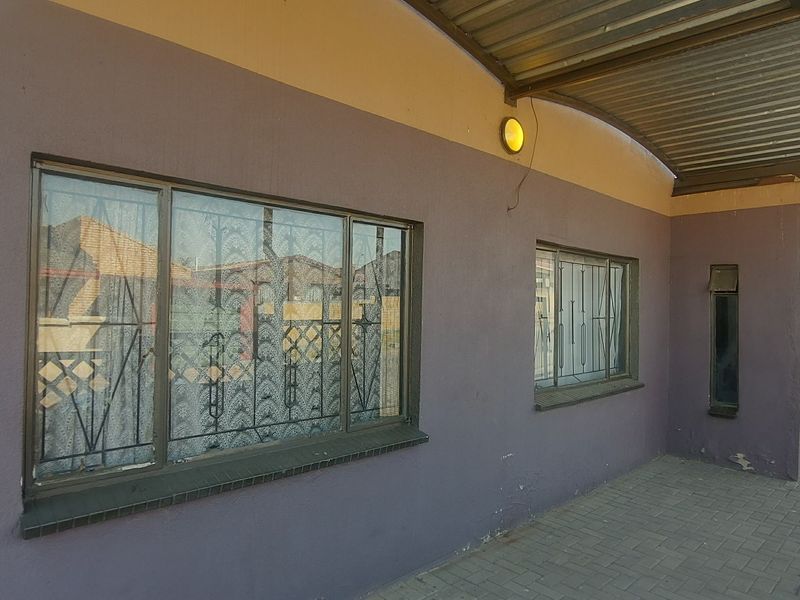 House Rental Monthly In Tembisa - Photo 3