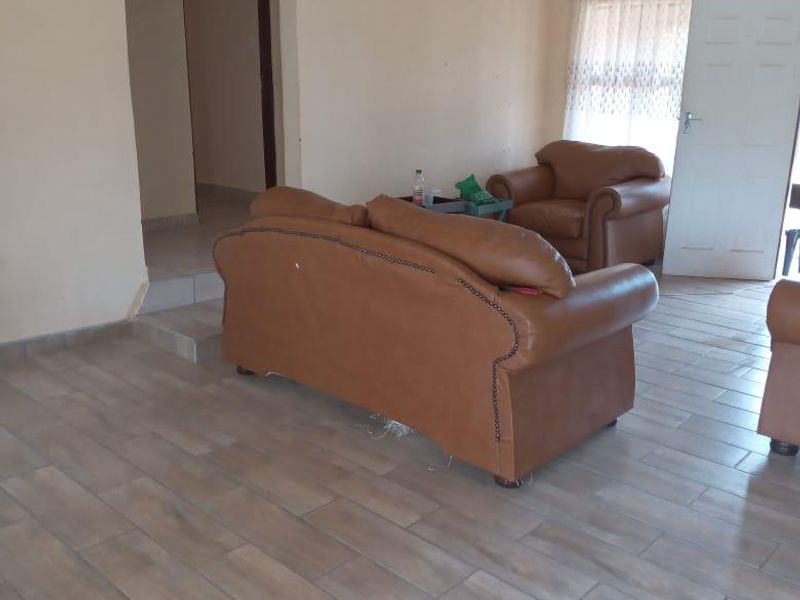 House For Sale In Louis Trichardt - Photo 4