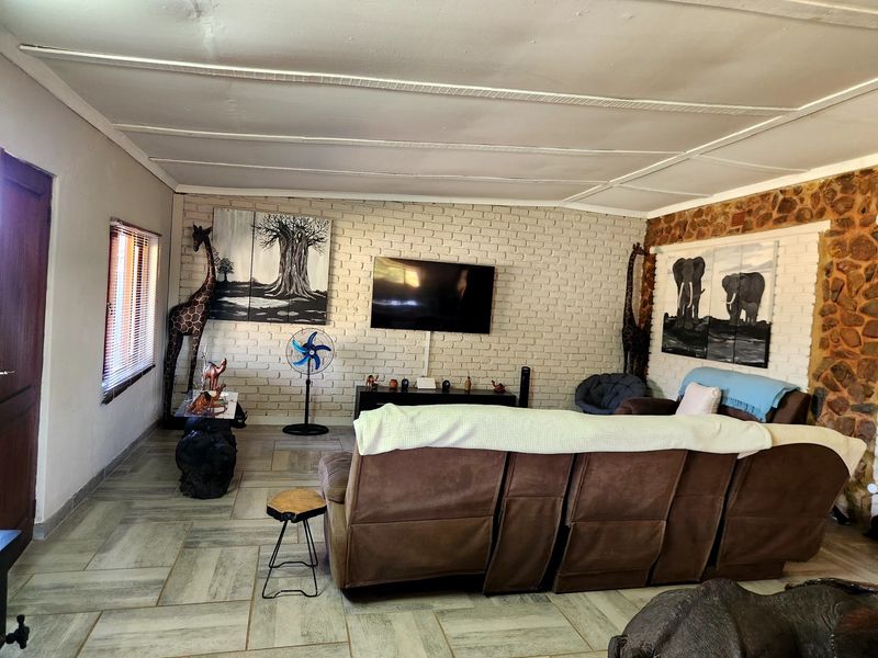 Farm For Sale In Krugersdorp - Photo 4