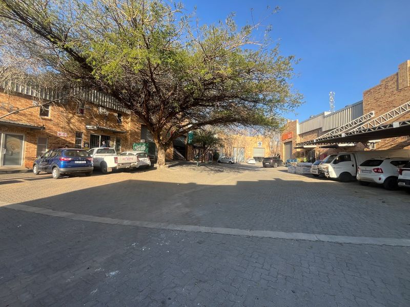 Industrial Rental Monthly In Roodepoort - Photo 1
