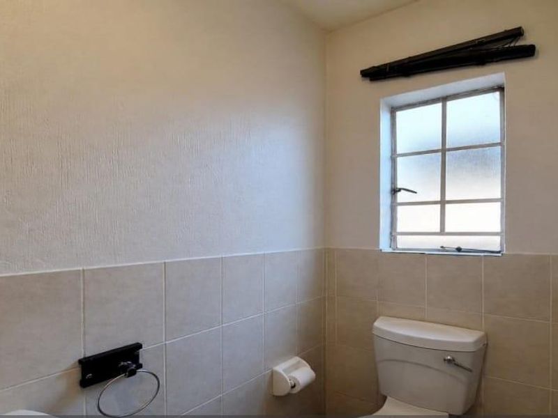 Townhouse For Sale In Centurion - Photo 8