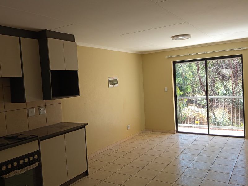 Apartment For Sale In Benoni - Photo 3